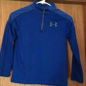 Long sleeve under armour 1/4 zip shirt